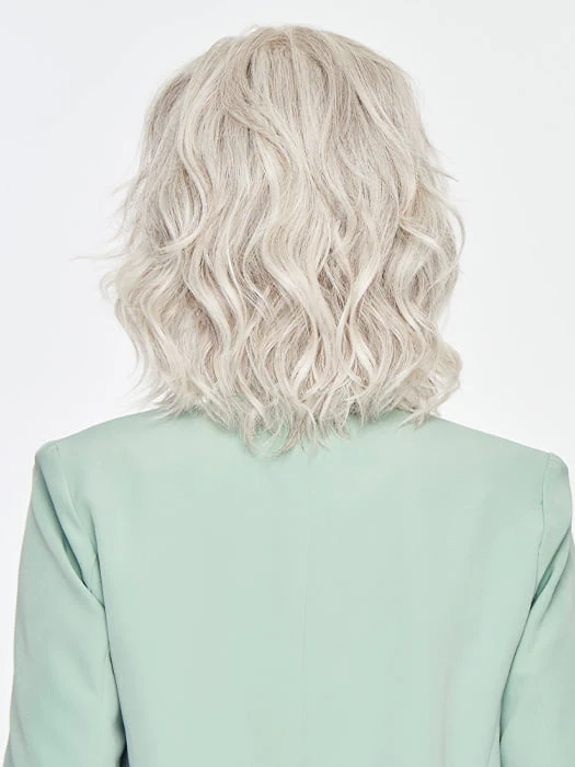 10206-lively-synthetic-wig-basic-cap-4.webp Lively | Synthetic Wig (Basic Cap)