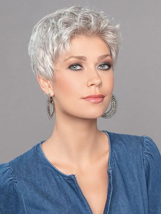 10409-tab-synthetic-lace-front-wig-mono-crown-24.jpg Tab | Synthetic Lace Front Wig (Mono Crown)