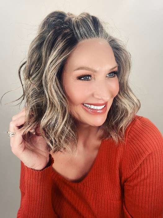 10425-simmer-hf-synthetic-lace-front-wig-12.jpg Simmer | HF Synthetic Lace Front Wig
