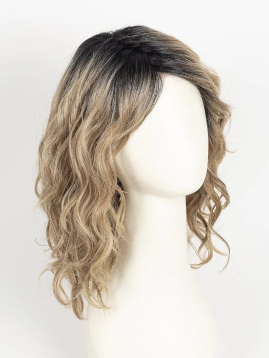 10562-hannah-synthetic-lace-front-wig-mono-top-11.webp Hannah | Synthetic Lace Front Wig (Mono Top)