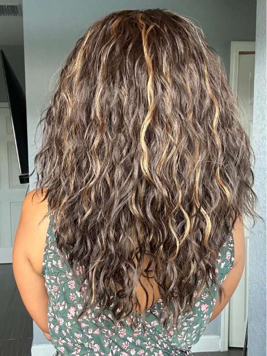 10577-orlando-v-synthetic-lace-front-wig-11.jpg Orlando-V | Synthetic Lace Front Wig