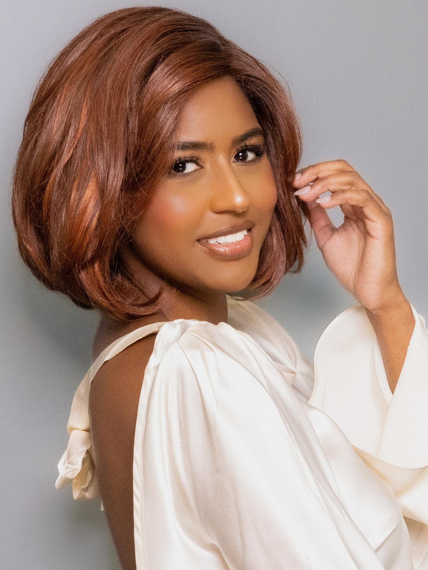 10705-kiara-synthetic-lace-front-wig-mono-part-2.jpg Kiara | Synthetic Lace Front Wig (Mono Part)