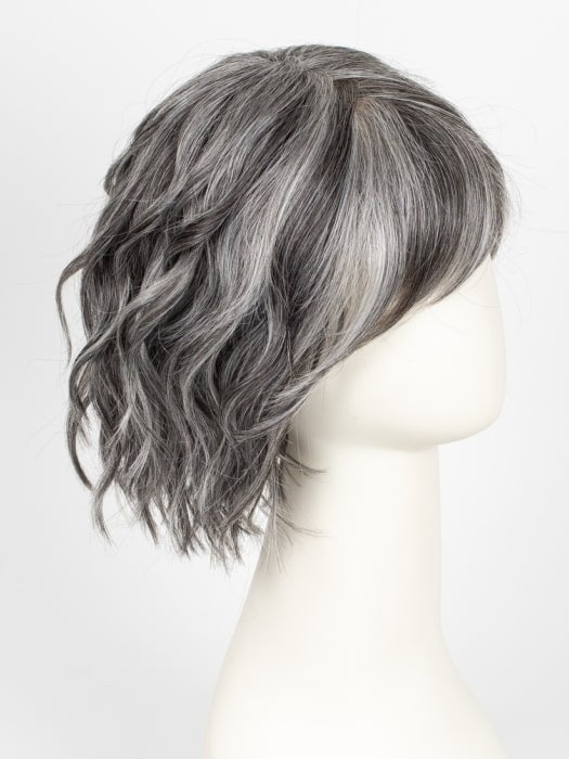 11332-trend-synthetic-lace-front-wig-mono-top-35.jpg Trend | Synthetic Lace Front Wig (Mono Top)