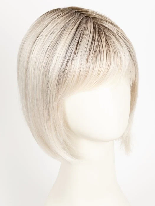 11412-sing-synthetic-lace-front-wig-mono-part-25.webp Sing | Synthetic Lace Front Wig (Mono Part)