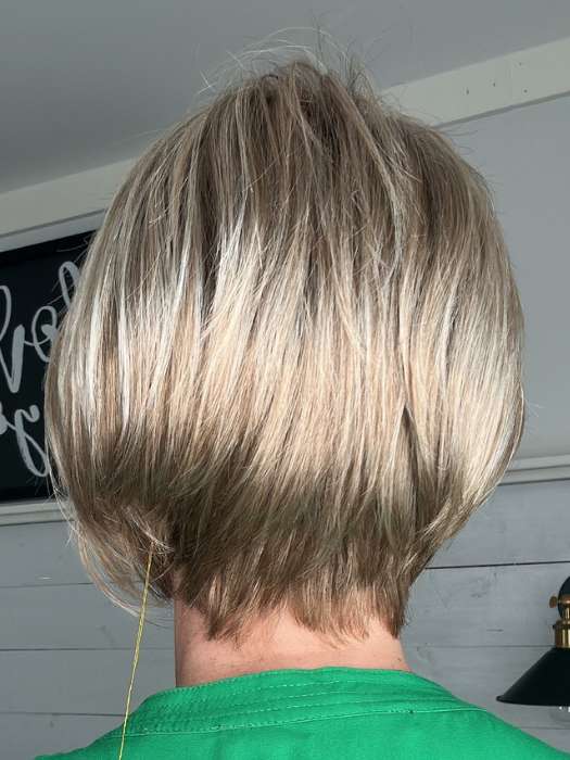 11546-idalia-synthetic-lace-front-wig-basic-cap-3.jpg Idalia | Synthetic Lace Front Wig (Basic Cap)