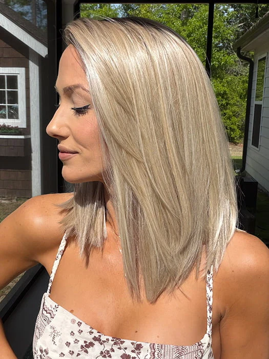 Calabasas | Synthetic Lace Front Wig (Mono Part)