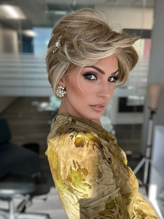 11901-captivating-canvas-synthetic-lace-front-wig-mono-part-3.webp Captivating Canvas | Synthetic Lace Front Wig (Mono Part)