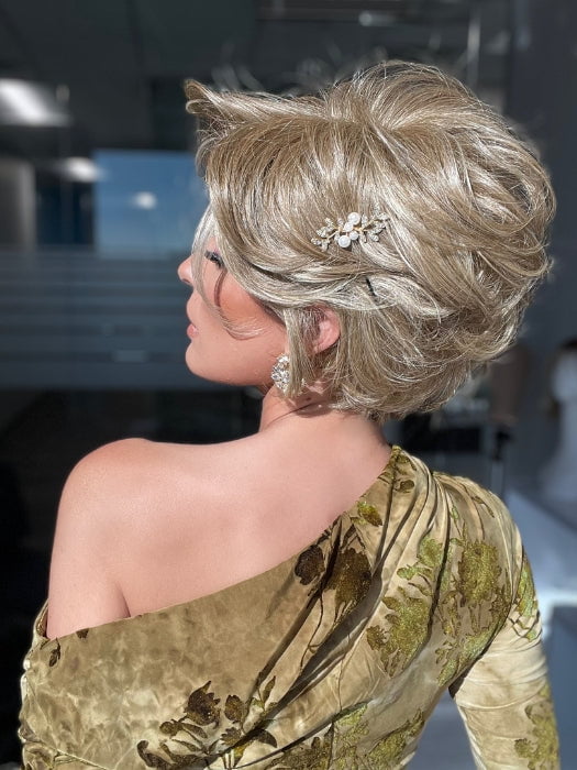11901-captivating-canvas-synthetic-lace-front-wig-mono-part-4.jpg Captivating Canvas | Synthetic Lace Front Wig (Mono Part)