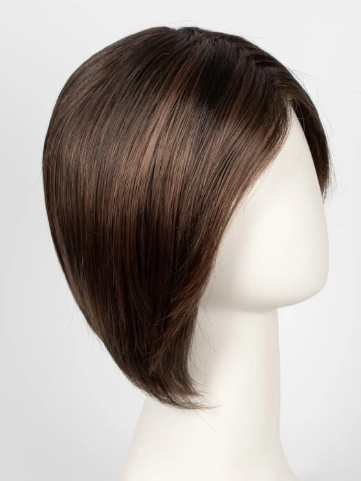 12246-classic-cool-petite-synthetic-lace-front-wig-mono-part-26.webp Classic Cool Petite | Synthetic Lace Front Wig (Mono Part)