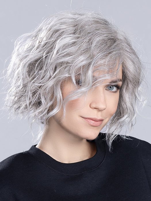 12592-scala-synthetic-lace-front-wig-mono-part-7.jpg Scala | Synthetic Lace Front Wig (Mono Part)