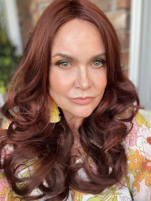 1280-brianna-synthetic-lace-front-wig-mono-top-10.webp Brianna | Synthetic Lace Front Wig (Mono Top)