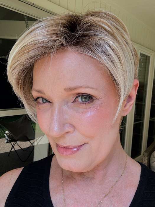 13810-san-francisco-synthetic-lace-front-wig-mono-part-2.jpg San Francisco | Synthetic Lace Front Wig (Mono Part)