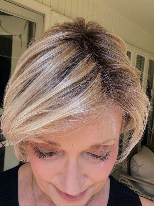 13810-san-francisco-synthetic-lace-front-wig-mono-part-4.jpg San Francisco | Synthetic Lace Front Wig (Mono Part)