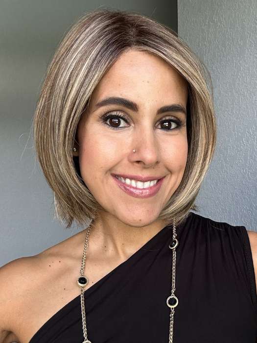 14014-valencia-synthetic-lace-front-wig-mono-part-2.jpg Valencia | Synthetic Lace Front Wig (Mono Part)