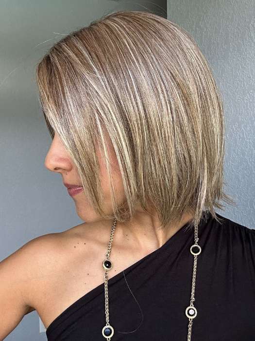 14014-valencia-synthetic-lace-front-wig-mono-part-3.jpg Valencia | Synthetic Lace Front Wig (Mono Part)