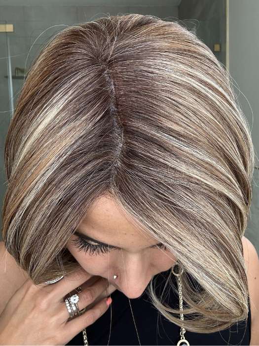14014-valencia-synthetic-lace-front-wig-mono-part-4.jpg Valencia | Synthetic Lace Front Wig (Mono Part)