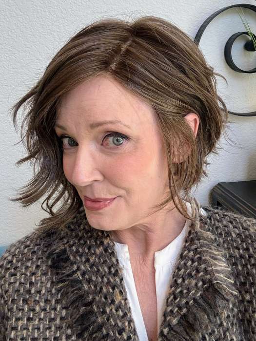 1406-los-angeles-synthetic-lace-front-wig-mono-part-6.jpg Los Angeles | Synthetic Lace Front Wig (Mono Part)