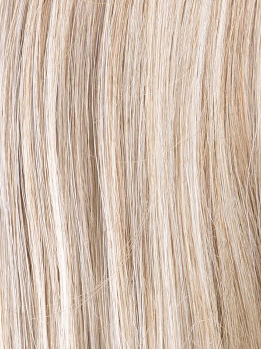 Savelli | Synthetic Lace Front Wig (Mono Part)