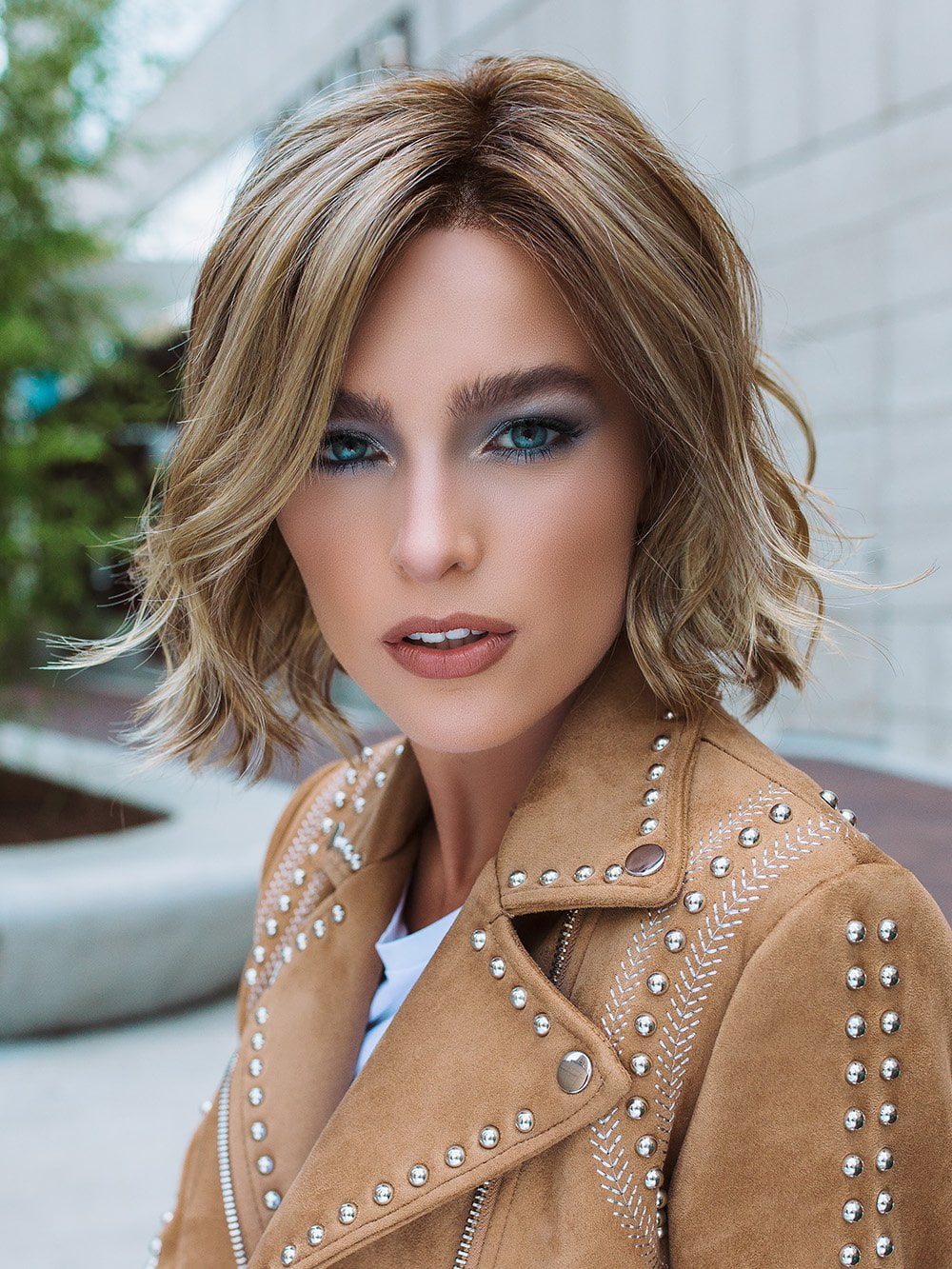 15133-january-synthetic-lace-front-wig-mono-top-16.jpg January | Synthetic Lace Front Wig (Mono Top)