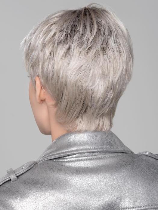 15217-risk-synthetic-lace-front-wig-mono-crown-14.jpg Risk | Synthetic Lace Front Wig (Mono Crown)
