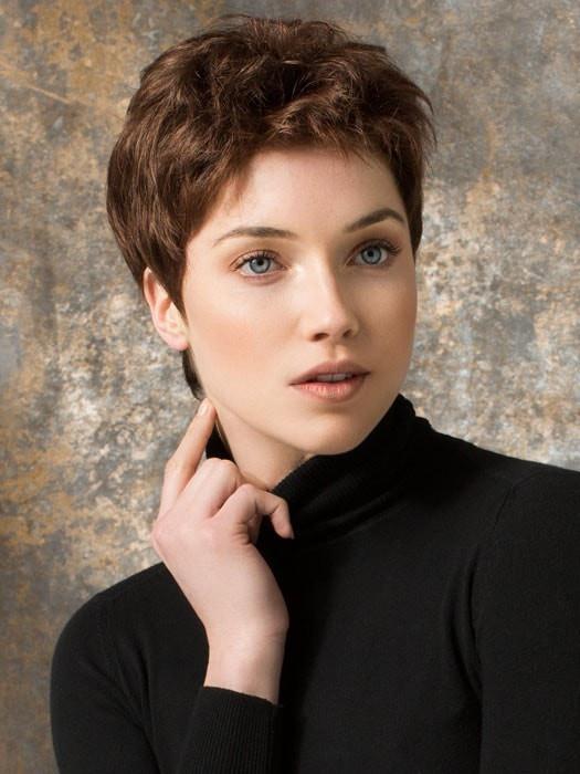 15217-risk-synthetic-lace-front-wig-mono-crown-15.jpg Risk | Synthetic Lace Front Wig (Mono Crown)