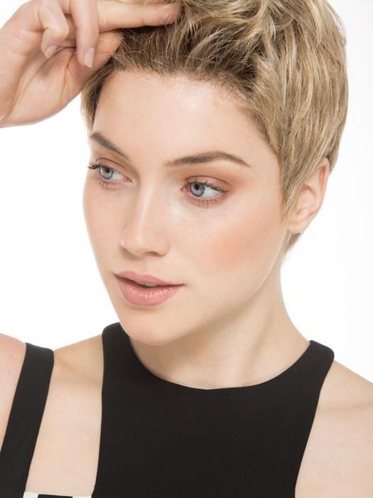 15217-risk-synthetic-lace-front-wig-mono-crown-24.jpg Risk | Synthetic Lace Front Wig (Mono Crown)