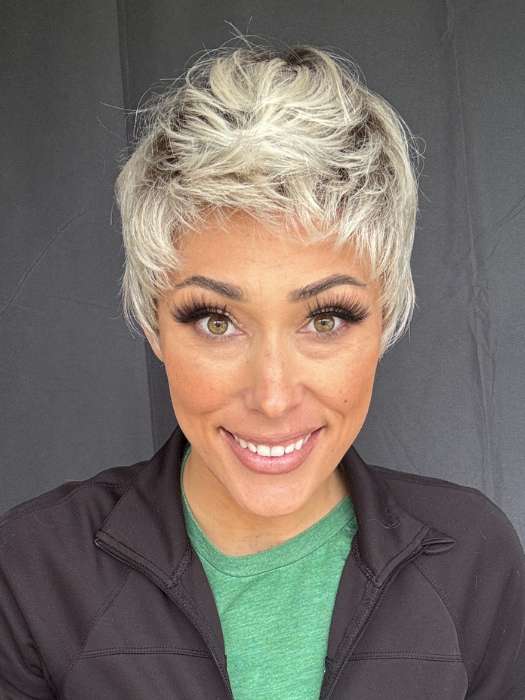 15217-risk-synthetic-lace-front-wig-mono-crown-8.jpg Risk | Synthetic Lace Front Wig (Mono Crown)