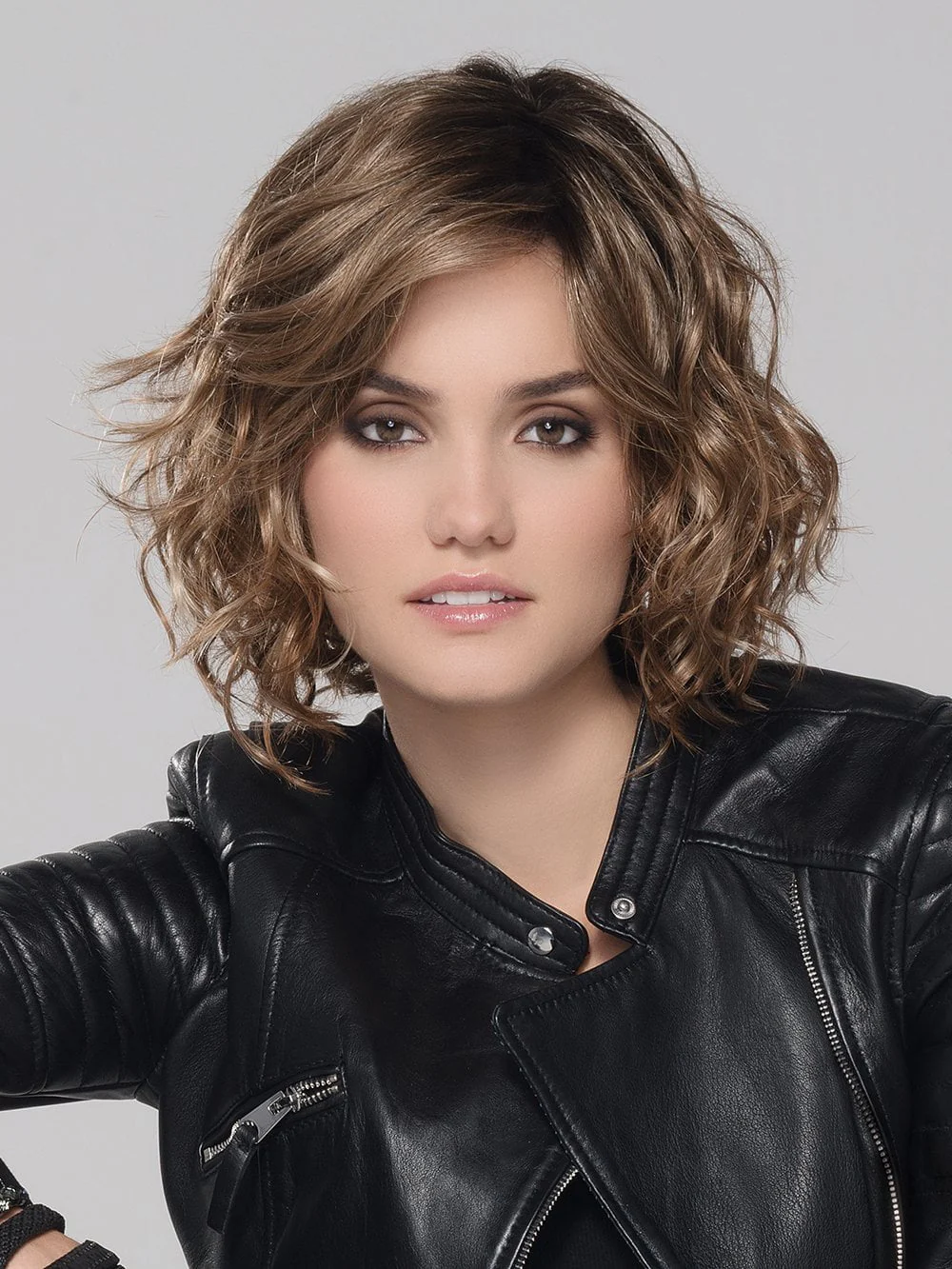 15236-girl-mono-synthetic-lace-front-wig-mono-part-1.webp Girl Mono | Synthetic Lace Front Wig (Mono Part)
