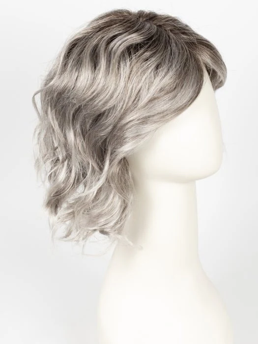 15236-girl-mono-synthetic-lace-front-wig-mono-part-31.webp Girl Mono | Synthetic Lace Front Wig (Mono Part)