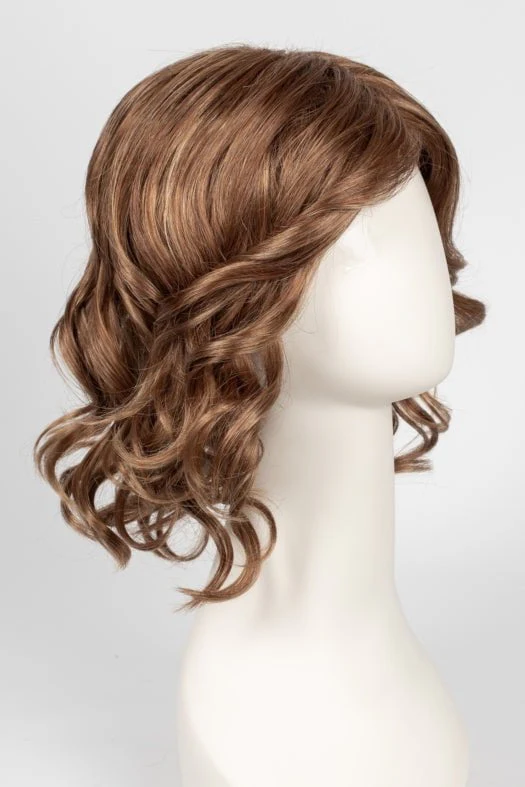 15250-scarlett-synthetic-lace-front-wig-basic-cap-39.webp Scarlett | Synthetic Lace Front Wig (Basic Cap)