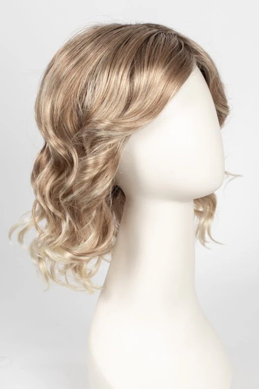 15250-scarlett-synthetic-lace-front-wig-basic-cap-47.webp Scarlett | Synthetic Lace Front Wig (Basic Cap)