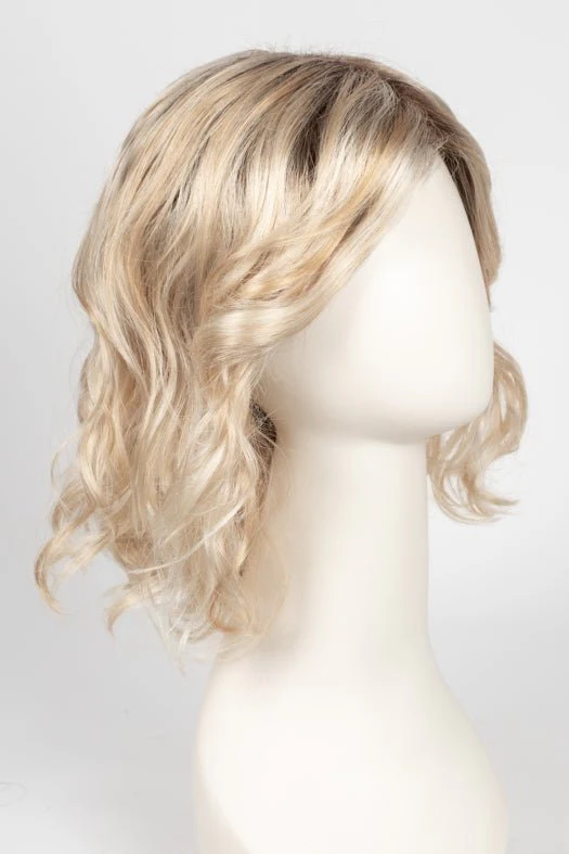 15250-scarlett-synthetic-lace-front-wig-basic-cap-53.webp Scarlett | Synthetic Lace Front Wig (Basic Cap)