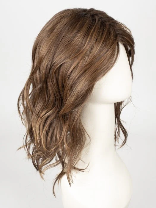 15716-tabu-hf-synthetic-lace-front-wig-mono-crown-36.webp Tabu | HF Synthetic Lace Front Wig (Mono Crown)