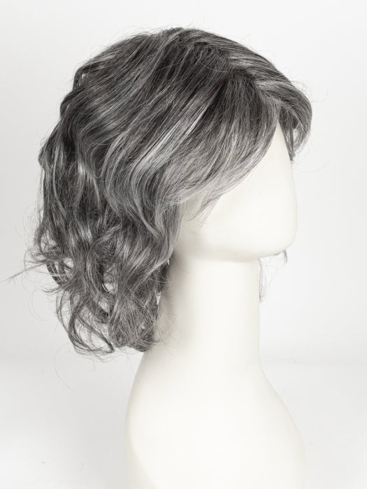 16167-cat-synthetic-lace-front-wig-mono-crown-30.jpg Cat | Synthetic Lace Front Wig (Mono Crown)