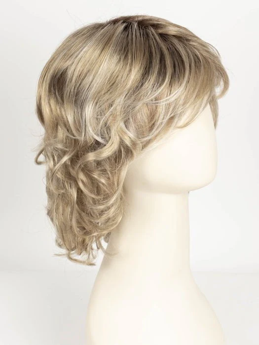 16167-cat-synthetic-lace-front-wig-mono-crown-31.webp Cat | Synthetic Lace Front Wig (Mono Crown)