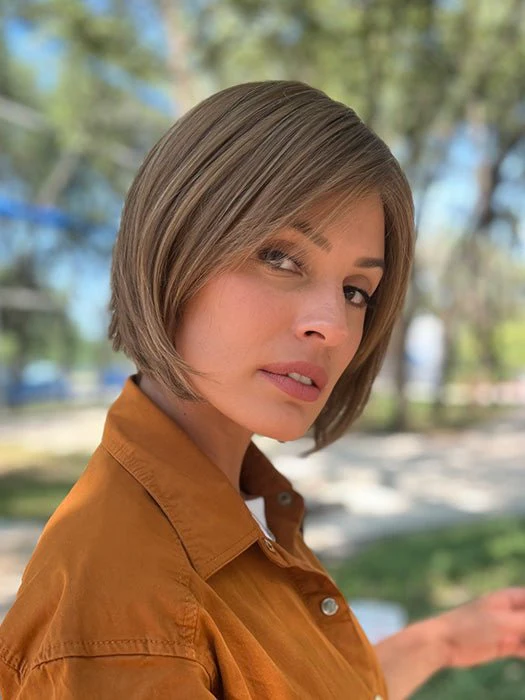 16494-star-deluxe-premium-synthetic-lace-front-wig-mono-top-partially-ht-8.webp Star Deluxe | Premium Synthetic Lace Front Wig (Mono Top + Partially HT)