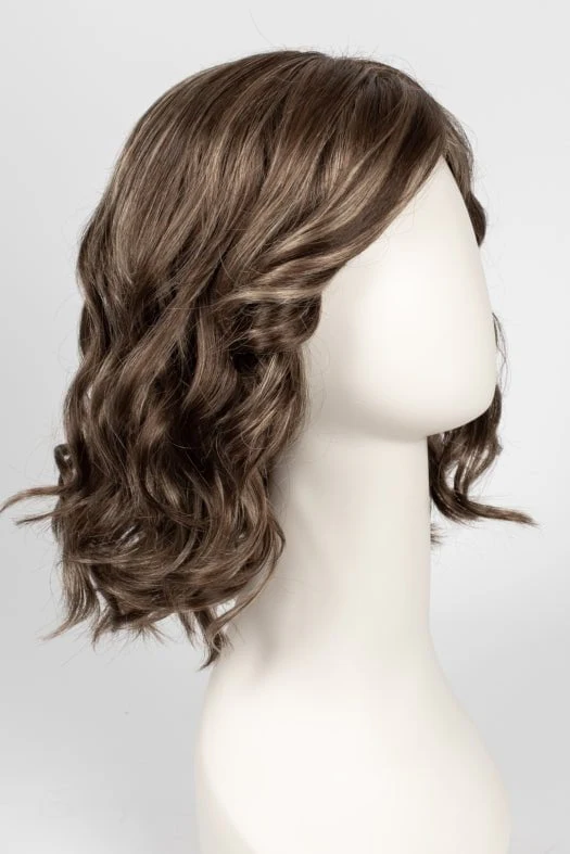 16989-scarlett-petite-synthetic-lace-front-wig-basic-cap-26.webp Scarlett Petite | Synthetic Lace Front Wig (Basic Cap)
