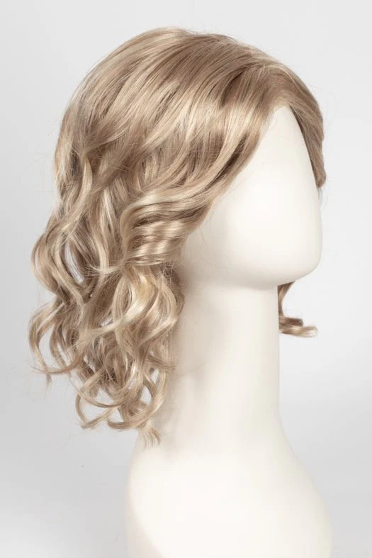 16989-scarlett-petite-synthetic-lace-front-wig-basic-cap-31.webp Scarlett Petite | Synthetic Lace Front Wig (Basic Cap)