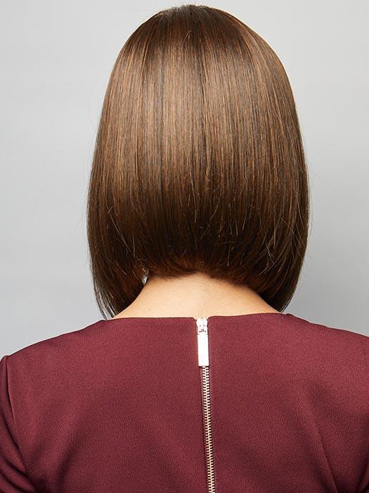 17040-taylor-synthetic-lace-front-wig-mono-part-8.jpg Taylor | Synthetic Lace Front Wig (Mono Part)