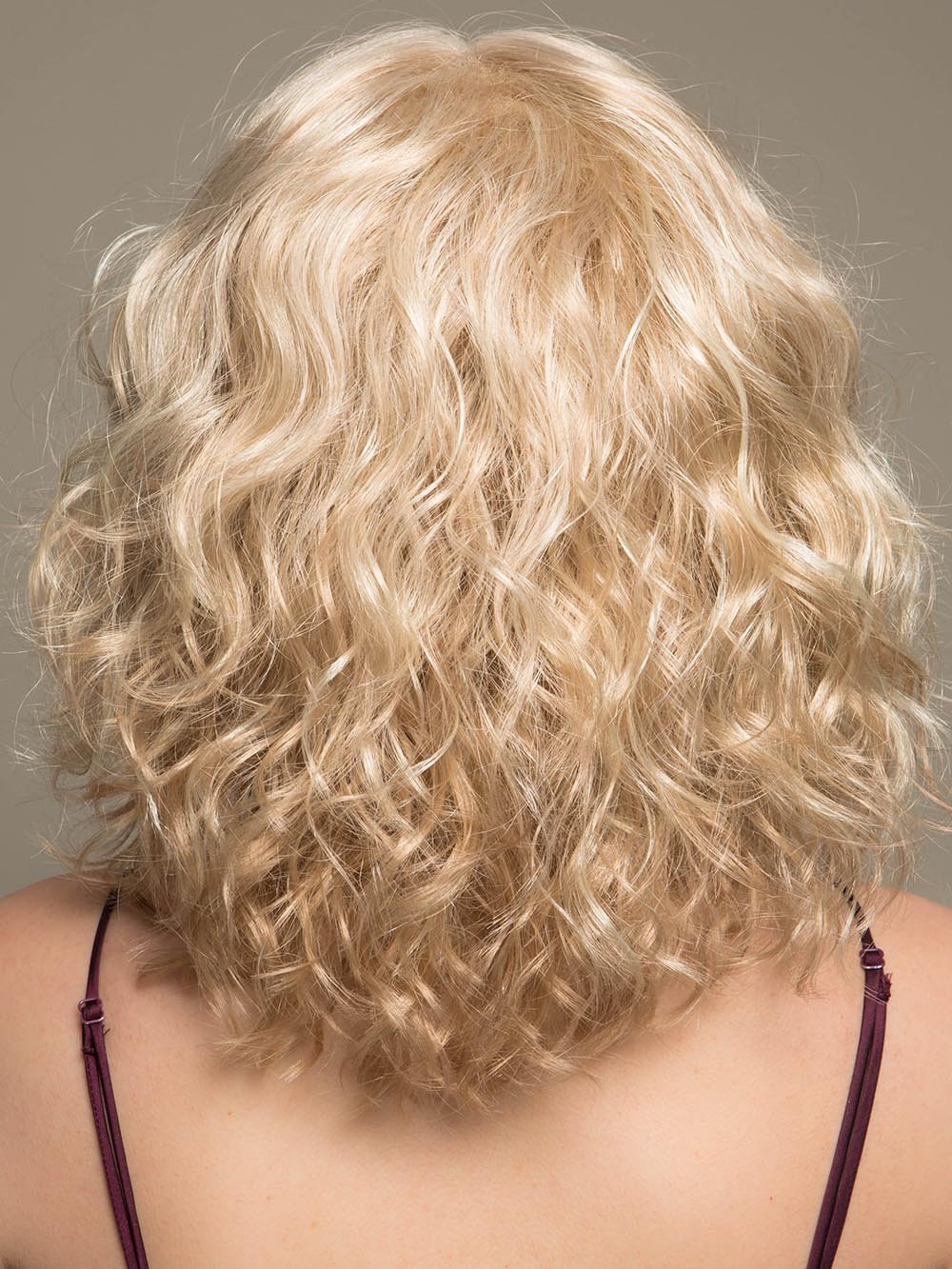 Dakota | Synthetic Wig (Mono Part)