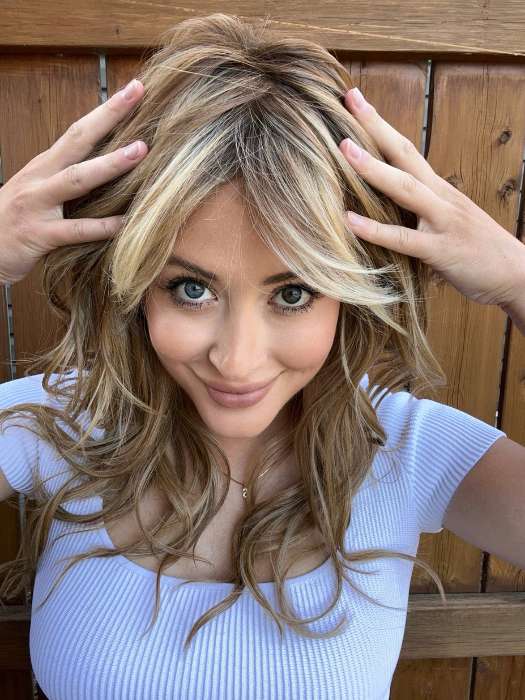 1886-california-beach-waves-hf-synthetic-lace-front-wig-mono-top-8.jpg California Beach Waves | HF Synthetic Lace Front Wig (Mono Top)