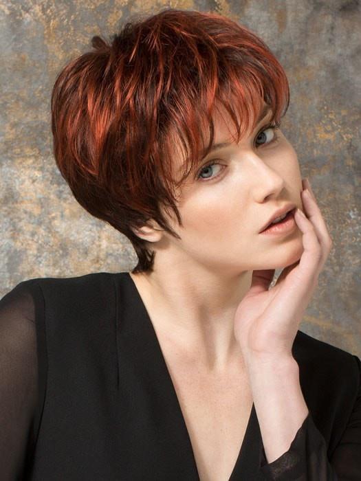 19392-stop-hi-tec-short-synthetic-wig-mono-crown-9.jpg Stop Hi Tec | Short Synthetic Wig (Mono Crown)