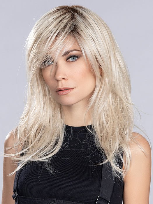 En Vogue | Synthetic Lace Front Wig (Mono Crown)
