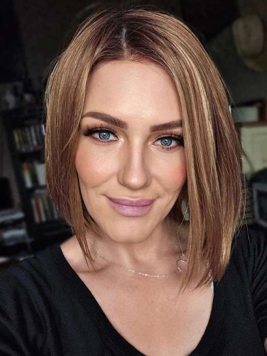 London | Synthetic Lace Front Wig (Mono Part)