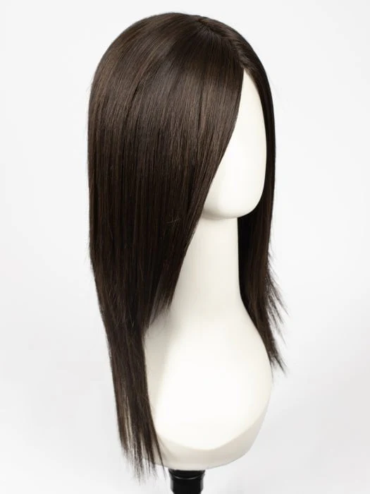 20060-nolan-synthetic-lace-front-wig-mono-part-14.webp Nolan | Synthetic Lace Front Wig (Mono Part)