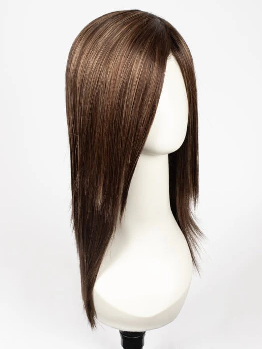 20060-nolan-synthetic-lace-front-wig-mono-part-27.webp Nolan | Synthetic Lace Front Wig (Mono Part)