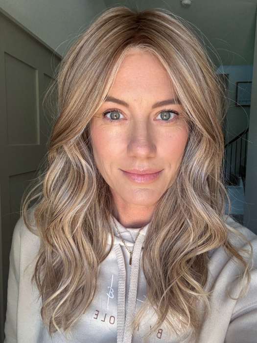 2060-selfie-mode-synthetic-lace-front-wig-mono-top-18.jpg Selfie Mode | Synthetic Lace Front Wig (Mono Top)