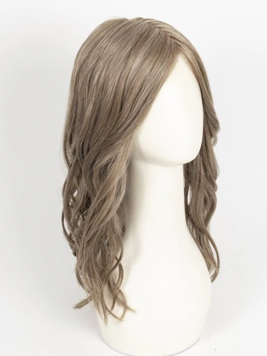 2060-selfie-mode-synthetic-lace-front-wig-mono-top-59.webp Selfie Mode | Synthetic Lace Front Wig (Mono Top)