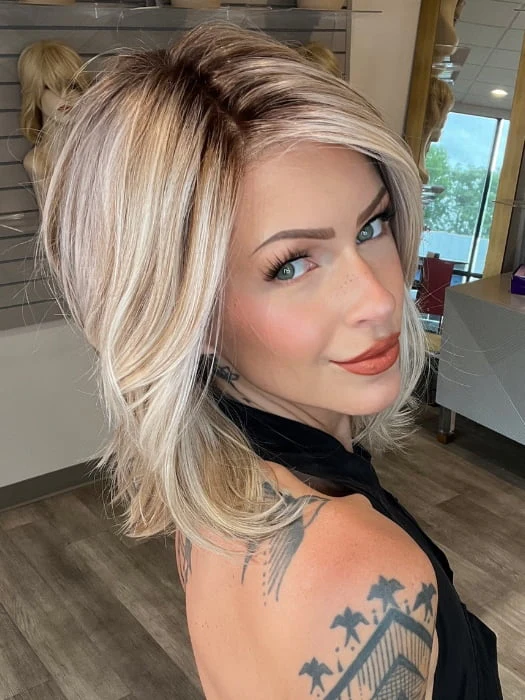 20850-park-ave-synthetic-lace-front-wig-mono-part-4.webp Park Ave | Synthetic Lace Front Wig (Mono Part)