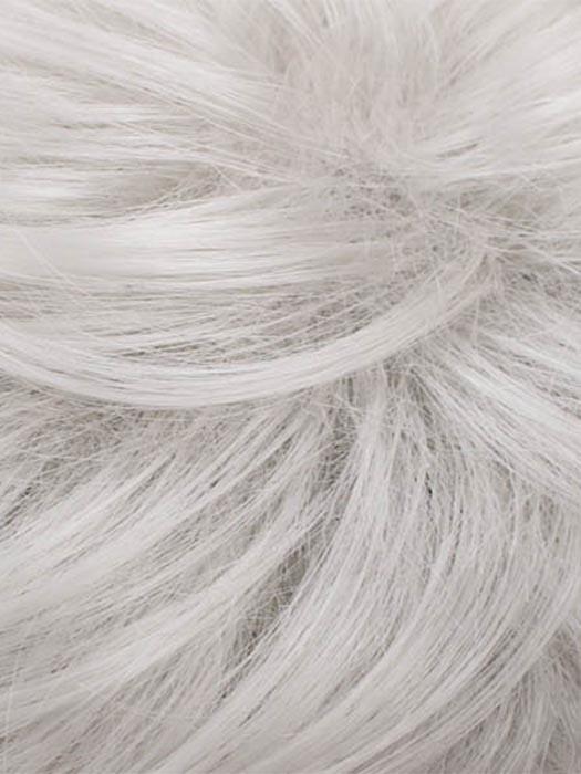 21038-robin-synthetic-lace-front-wig-basic-cap-18.jpg Robin | Synthetic Lace Front Wig (Basic Cap)